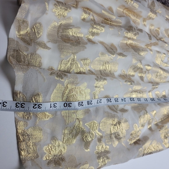 Metallic gold dress - Picture 8 of 11